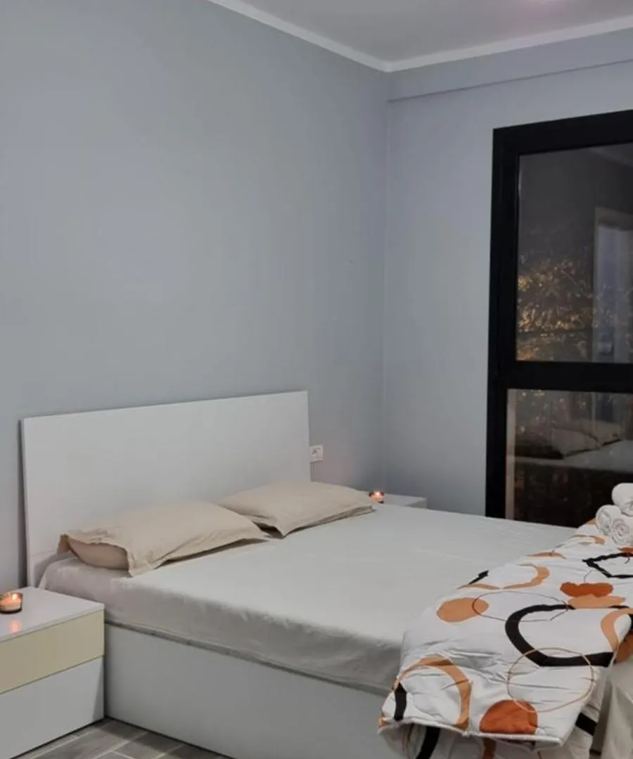 Mine Peza Lux Apartment Tirana